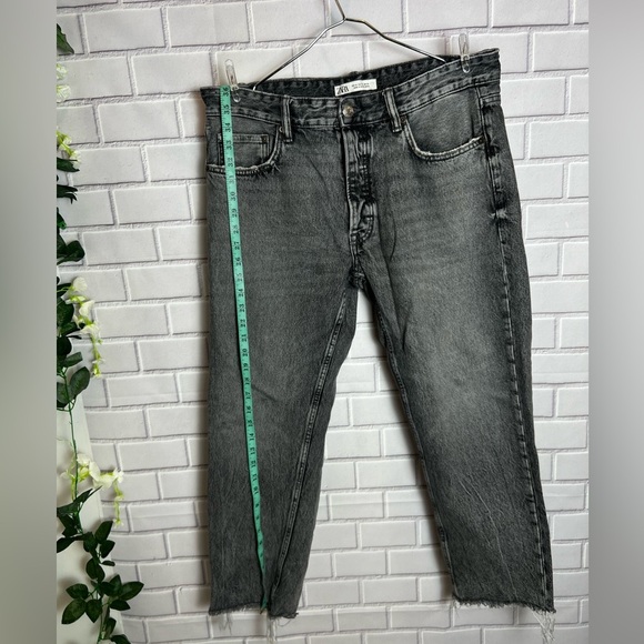 Zara denimwear Men’s gray wash Jeans/size 34 - Picture 2 of 9